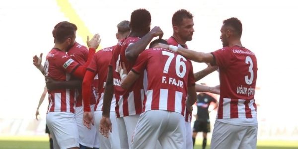 Sivasspor, 2021’e beraberlikle başladı