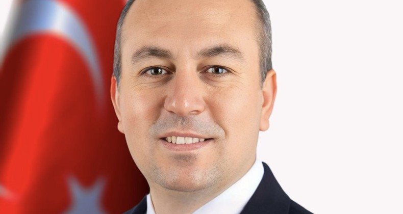 Başkan Uzun: Bayrağa saygısızlığa geçit vermeyiz