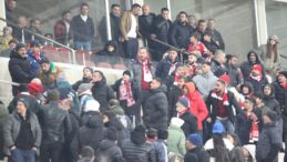 Sivasspor taraftarı yönetimi istifaya çağırdı!