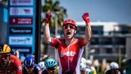 Selçuk-Çeşme etabını Viviani kazandı