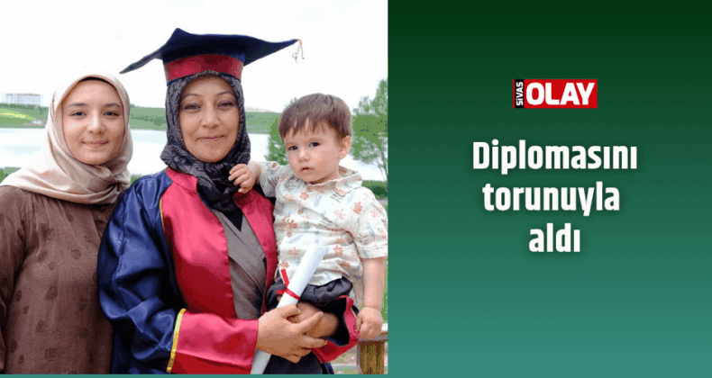 Diplomasını torunuyla aldı