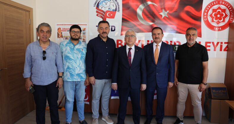 Sivas Valisi Dr. Yılmaz Şimşek’ten TSYD Sivas Şubesine Ziyaret