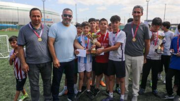 “Sokaklar Bizim” futbol turnuvası sona erdi