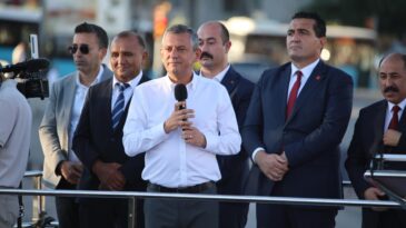 CHP Genel Başkanı Özel, Sivas’taki mitingde konuştu: Sivas’ı gerilettiler