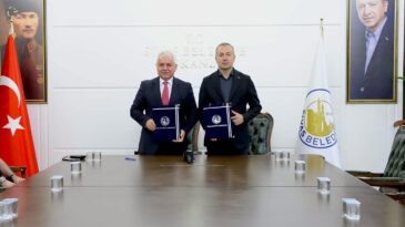 Aynalı Çarşı’nın dış cephesi yenileniyor