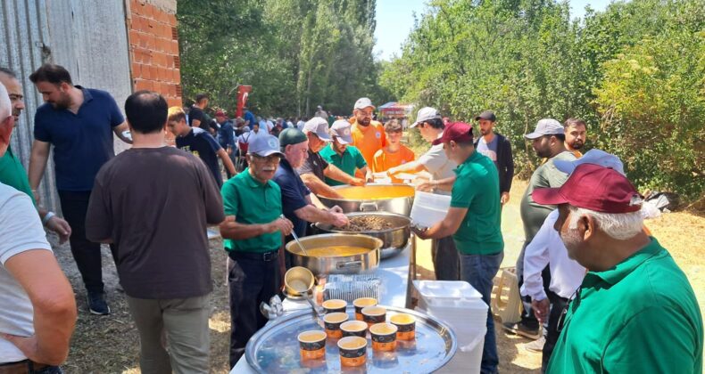 Sivas Akıncılar İlçesi Geyikpınar Köyünde Anlamlı Etkinlik