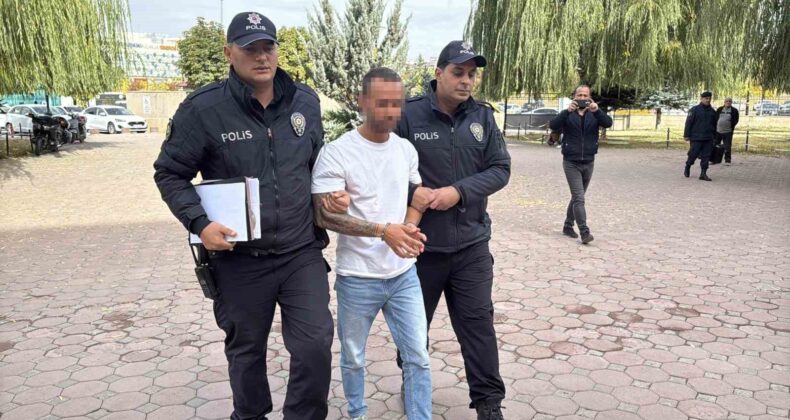 Şehit babasına hakaret eden otobüs şoföründen gazetecilere: “Şuradan da çek”