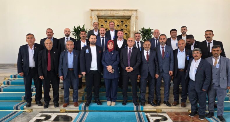 Rukiye Toy muhtarları TBMM’de misafir etti