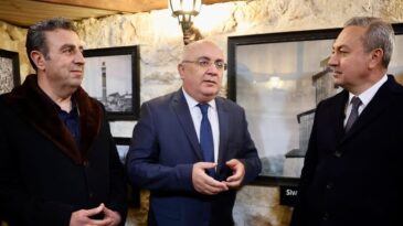 Demirgil Tarihi Saat Kulesi açılışına katıldı