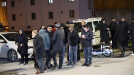 Mekke uçağını bekleyen umreciler şoka uğradı, soluğu karakolda aldılar