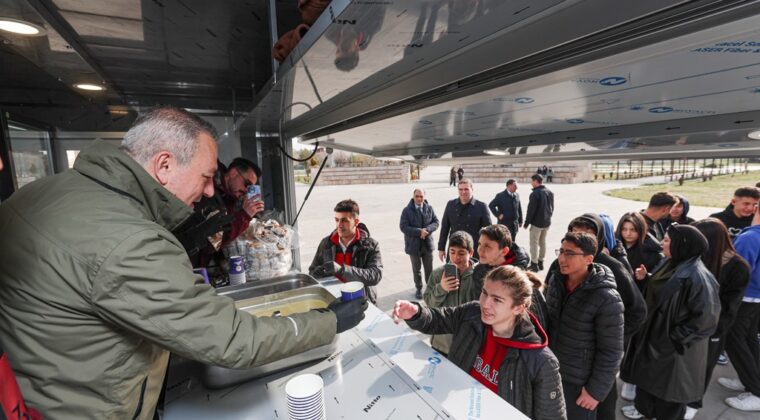 Sivas Belediyesi’nden öğrencilere beslenme desteği