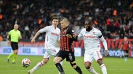 Sivasspor ligi bitirdi!