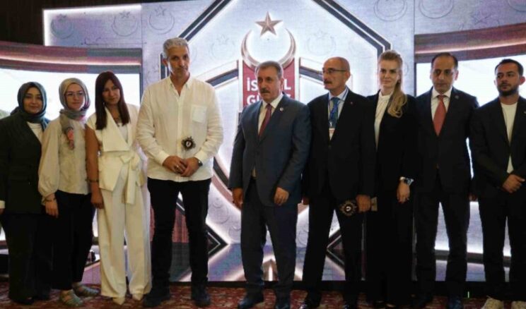 Sivas’ta “4. İsmail Güneş Basın Ödülleri” sahiplerini buldu
