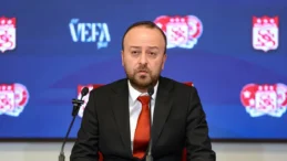 Burak Özçoban adaylığını açıkladı