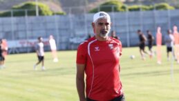 İsmet Taşdemir: “Lige galibiyetle başlamak istiyoruz”