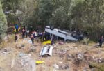 Minibüs şarampole uçtu: 4 ölü, 10 yaralı