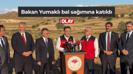 Bakan Yumaklı bal sağımına katıldı