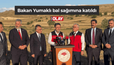 Bakan Yumaklı bal sağımına katıldı