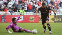 Sivasspor’u hakem yaktı!