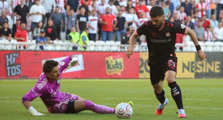 Sivasspor’u hakem yaktı!